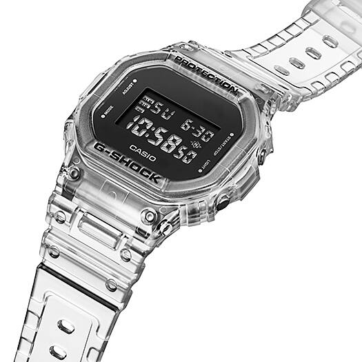 Casio G-Shock DW-5600SKE-7ER